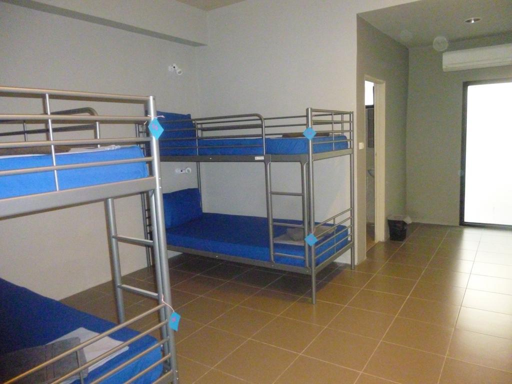 Blue Midnight Hostel Ko Pha Ngan Room photo